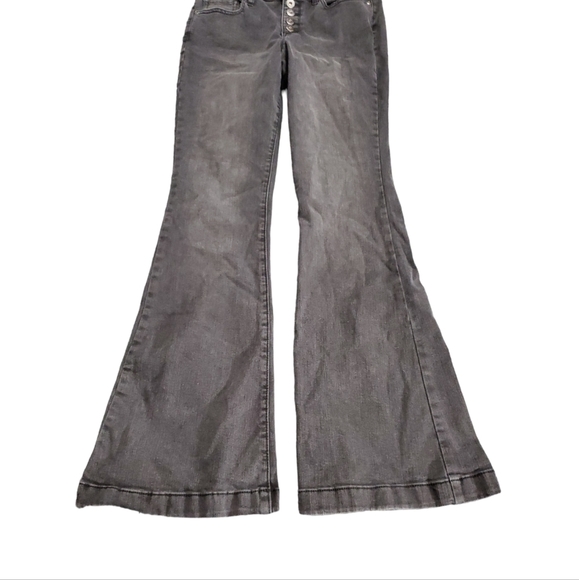 SOFIA Jeans High Rise Flared Jeans - Picture 3 of 11